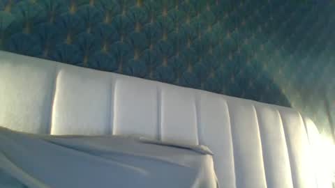 Antonio online show from April 2026 05:25:02 PM