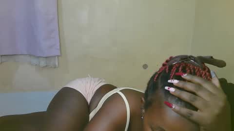 Snapshot of sexy_latasha chatting on November 2025 06:19:02 PM sexy_latasha online show from November 2025 06:19:02 PM