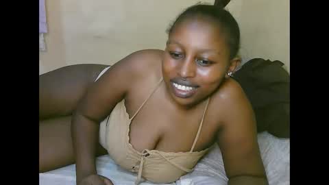 Snapshot of sexy_latasha chatting on December 2025 08:36:02 PM sexy_latasha online show from December 2025 08:36:02 PM