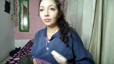 sexy lolas online show from December 2025 05:02:01 AM