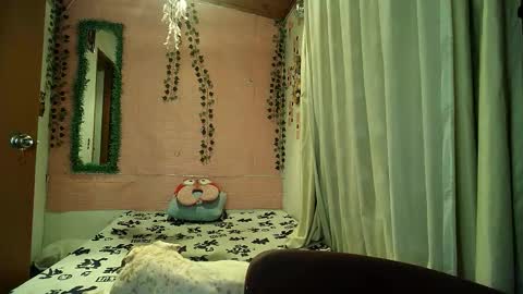 sexy lolas online show from January 2026 11:17:01 PM