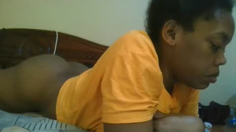 Snapshot of sexy_lyna chatting on October 2025 09:06:01 PM sexy_lyna online show from October 2025 09:06:01 PM