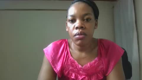 Snapshot of sexy_lyna chatting on November 2025 04:22:02 AM sexy_lyna online show from November 2025 04:22:02 AM