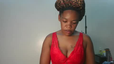 Snapshot of sexy_lyna chatting on December 2025 11:26:02 AM sexy_lyna online show from December 2025 11:26:02 AM