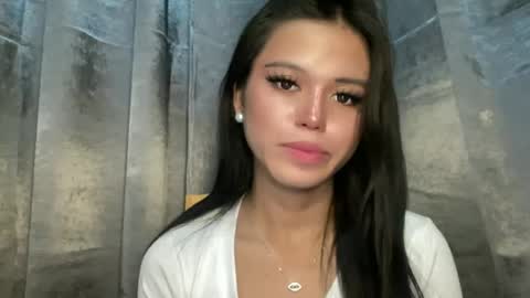 Snapshot of sexy_maevemorexxx chatting on June 2026 05:12:01 AM Nicole online show from June 2026 05:12:01 AM