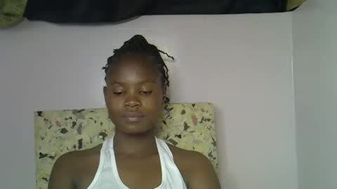 Molyne online show from February 2026 03:18:02 PM