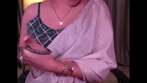 Snapshot of sexy_myra18 chatting on November 2025 04:29:02 AM myra online show from November 2025 04:29:02 AM