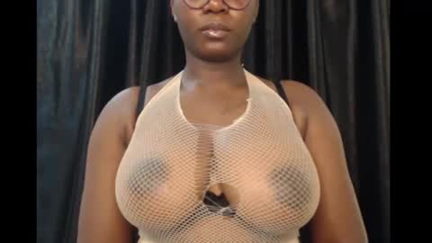 zoe online show from November 2025 06:40:01 PM