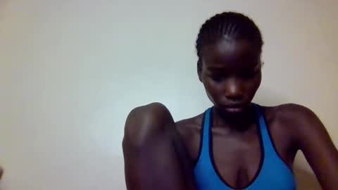 sexy_petittie online show from November 2025 12:15:01 PM