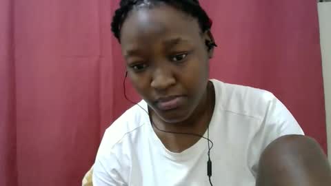 Snapshot of sexy_phoina chatting on November 2025 06:51:01 PM sexy_phoina online show from November 2025 06:51:01 PM