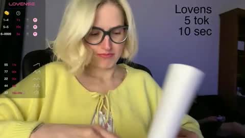 Sexy-Sweets online show from October 2025 07:46:02 PM