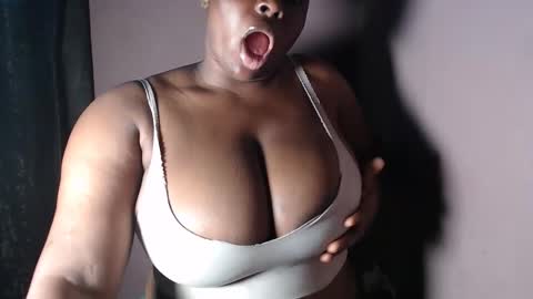 Snapshot of sexy_wet_ria chatting on June 2026 06:51:02 AM ria online show from June 2026 06:51:02 AM