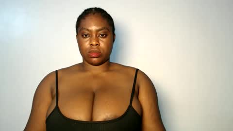 Snapshot of sexy_wetpussyy chatting on October 2025 10:22:02 PM Luna online show from October 2025 10:22:02 PM