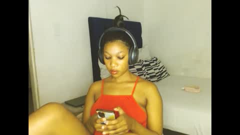 sexyalender02 online show from November 2025 07:56:02 PM