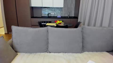 Snapshot of sexyangeloux chatting on January 2025 07:39:02 PM Lou online show from January 2025 07:39:02 PM