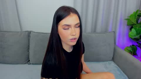 Lou online show from February 2026 08:03:02 PM