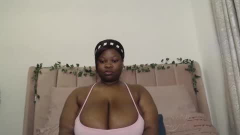 Angie online show from September 2025 11:07:01 PM