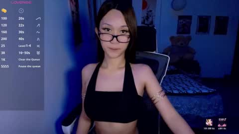 Snapshot of sexyasian_lady chatting on July 2026 06:07:01 PM Chloe online show from July 2026 06:07:01 PM