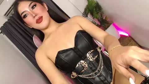 Snapshot of sexybaby2999 chatting on September 2025 01:48:02 PM Lexie online show from September 2025 01:48:02 PM