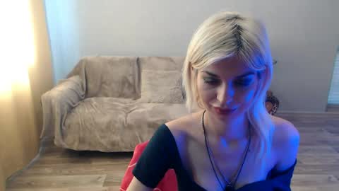 Snapshot of sexybeatriice chatting on June 2026 06:19:02 AM sexybeatriice online show from June 2026 06:19:02 AM