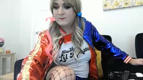 Becky online show from October 2025 10:12:01 AM