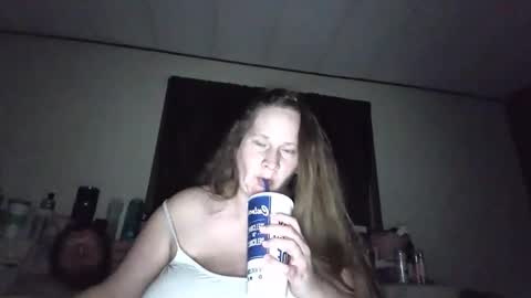 Snapshot of sexybitch9214 chatting on January 2025 04:04:01 AM Etowngirl14 online show from January 2025 04:04:01 AM