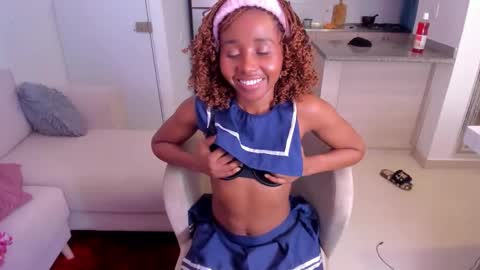 Snapshot of sexybrunnetem chatting on October 2025 02:06:01 AM sofia online show from October 2025 02:06:01 AM