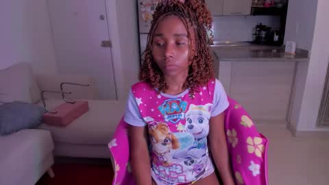 Snapshot of sexybrunnetem chatting on October 2025 12:30:02 AM sofia online show from October 2025 12:30:02 AM