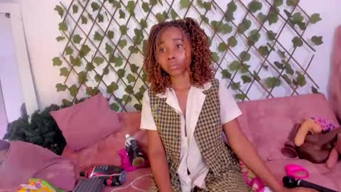 Snapshot of sexybrunnetem chatting on October 2025 11:31:01 AM sofia online show from October 2025 11:31:01 AM