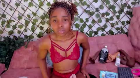 Snapshot of sexybrunnetem chatting on October 2025 02:12:02 AM sofia online show from October 2025 02:12:02 AM