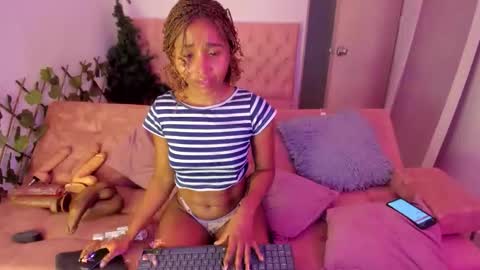 Snapshot of sexybrunnetem chatting on November 2025 12:52:01 PM sofia online show from November 2025 12:52:01 PM