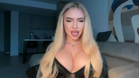 Snapshot of sexyclaireanais chatting on May 2026 05:18:01 PM sexyanais online show from May 2026 05:18:01 PM