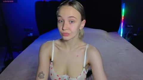 Snapshot of sexycocobutt chatting on May 2026 05:40:01 PM Sophia online show from May 2026 05:40:01 PM