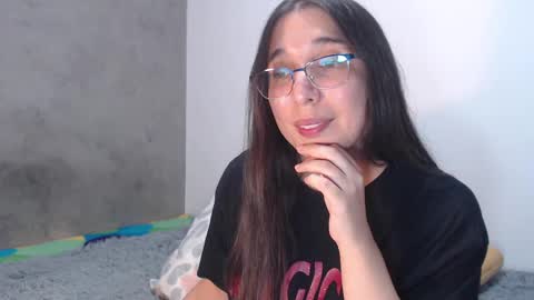 Snapshot of sexycoralinne69 chatting on February 2025 09:07:02 PM Coralinne online show from February 2025 09:07:02 PM