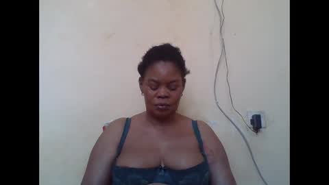 Snapshot of sexydove2 chatting on December 2025 07:37:01 AM EMILY online show from December 2025 07:37:01 AM