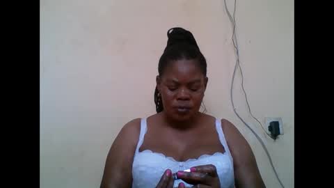 Snapshot of sexydove2 chatting on January 2026 08:38:01 AM EMILY online show from January 2026 08:38:01 AM