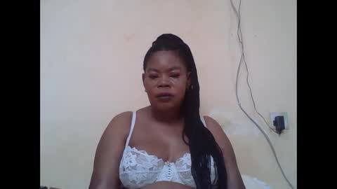 Snapshot of sexydove2 chatting on January 2026 07:01:02 AM EMILY online show from January 2026 07:01:02 AM