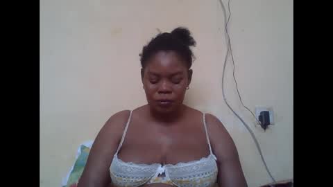 Snapshot of sexydove2 chatting on February 2026 07:02:01 AM EMILY online show from February 2026 07:02:01 AM