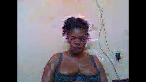 Snapshot of sexydove2 chatting on February 2026 02:10:01 PM EMILY online show from February 2026 02:10:01 PM