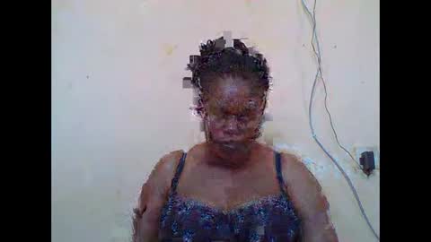 Snapshot of sexydove2 chatting on February 2026 07:14:02 AM EMILY online show from February 2026 07:14:02 AM