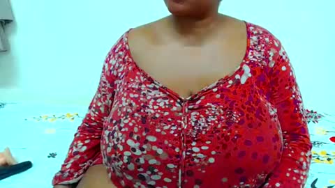 Snapshot of sexyebonylove89 chatting on December 2024 03:39:01 PM sexyebonylove89 online show from December 2024 03:39:01 PM