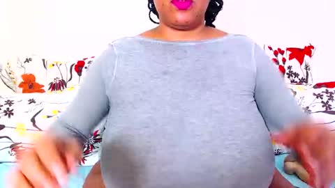 Snapshot of sexyebonylove89 chatting on September 2025 02:38:02 PM sexyebonylove89 online show from September 2025 02:38:02 PM