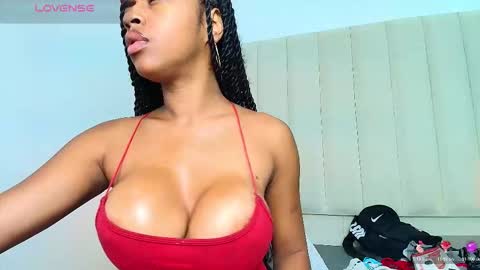 Snapshot of sexyebonyvip_ chatting on December 2025 01:52:02 PM Vanessa online show from December 2025 01:52:02 PM