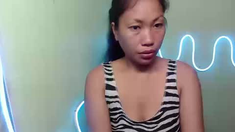 Snapshot of sexyemie29 chatting on December 2025 02:39:01 AM sexyemie29 online show from December 2025 02:39:01 AM