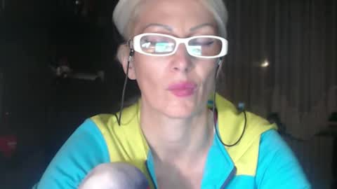 Snapshot of sexyeni chatting on September 2025 08:43:02 PM ENI pvt moan your name WHEN I M NOT online you tell me in SNAPCHAT deal yes add me... FREE TWITTER magiconline101...... online show from September 2025 08:43:02 PM