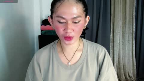 Snapshot of sexygigi_xox chatting on November 2025 11:13:01 AM gigi online show from November 2025 11:13:01 AM