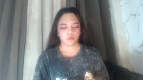 Snapshot of sexygoddess_tyra chatting on October 2025 02:33:01 AM TYRA 3 online show from October 2025 02:33:01 AM