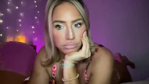 Snapshot of sexygoodvibebabe69 chatting on December 2024 11:30:02 AM Ashley Love online show from December 2024 11:30:02 AM