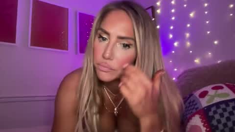 Ashley Love online show from March 2026 07:41:02 AM