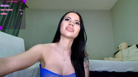 Snapshot of sexyjasmin19 chatting on December 2024 03:01:02 AM Jasmin online show from December 2024 03:01:02 AM